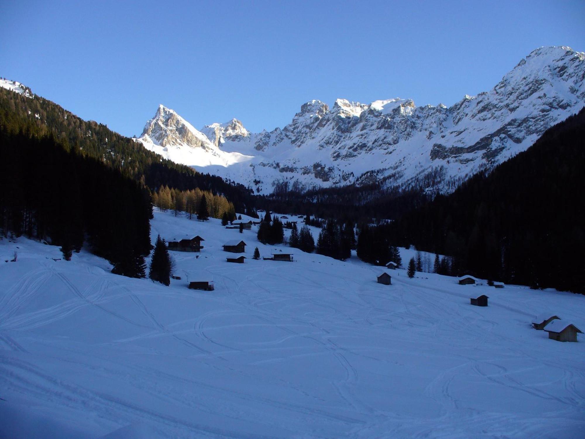 Hotel El Geiger Pozza di Fassa Kültér fotó